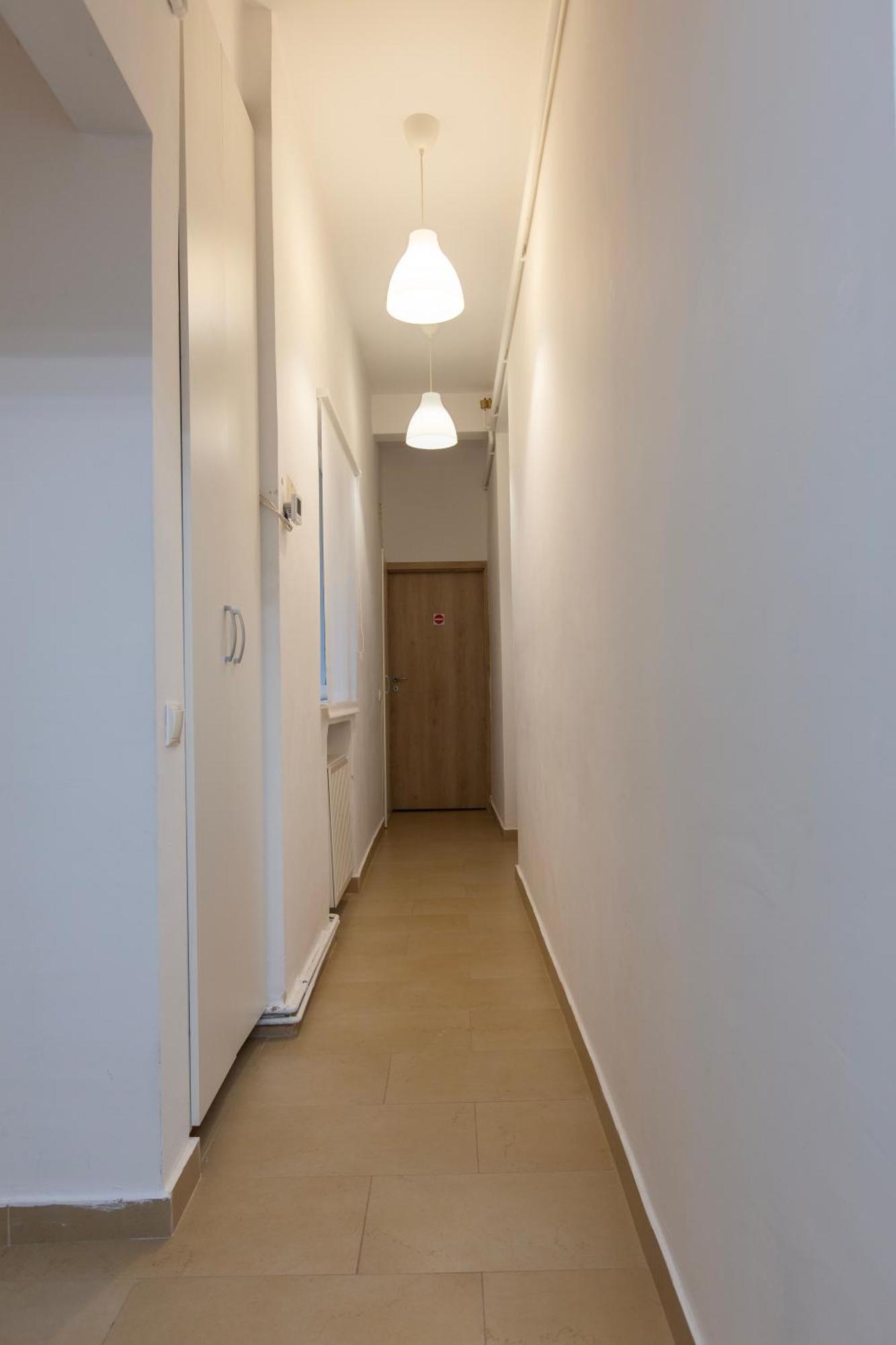 Ultracentral Hong Kong 3 Bdrm Apartment Bukarest Eksteriør billede